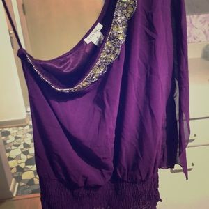 Off the shoulder top w/ Rhinestones